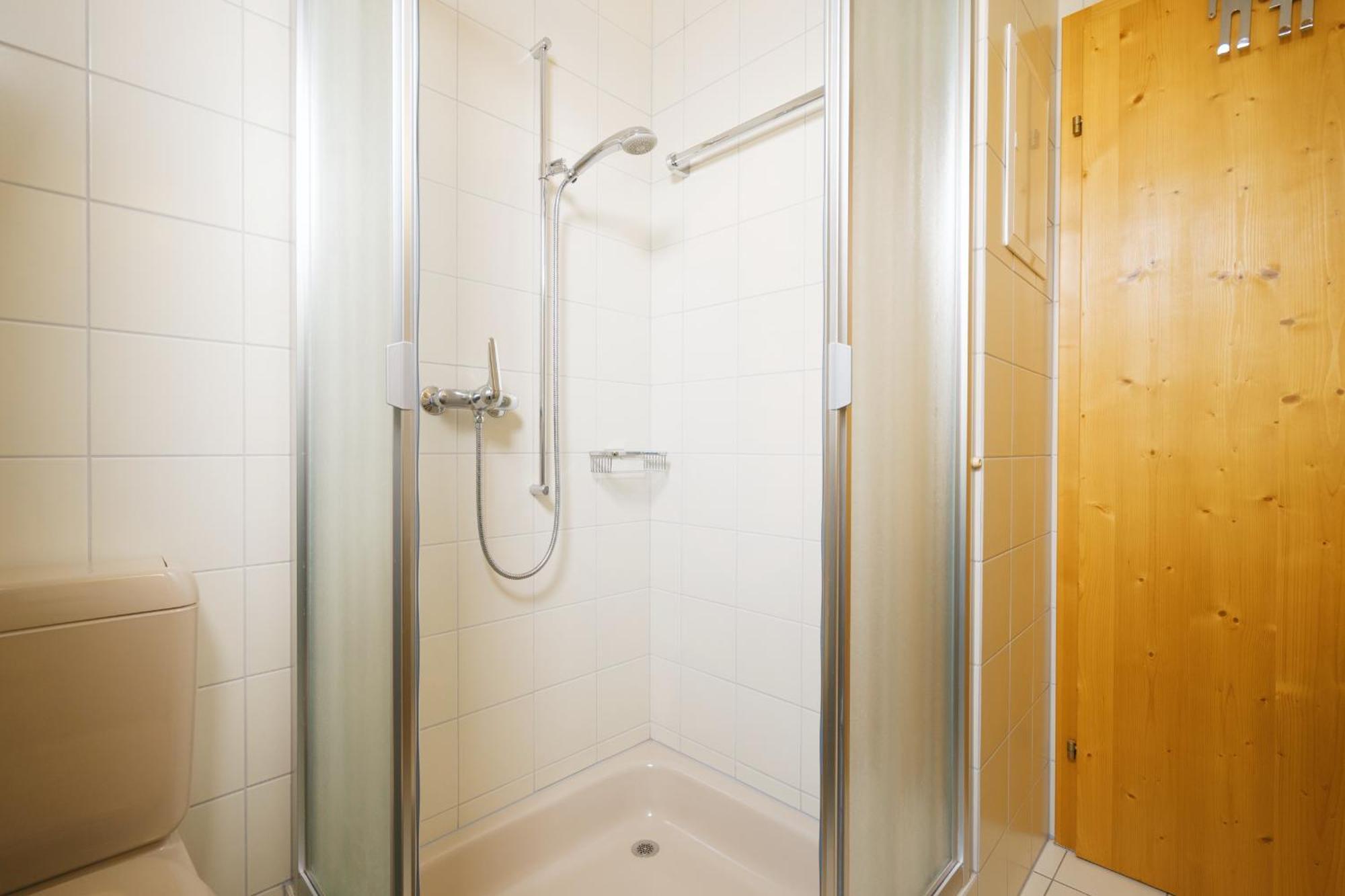 אמדן Apartment Brugg מראה חיצוני תמונה